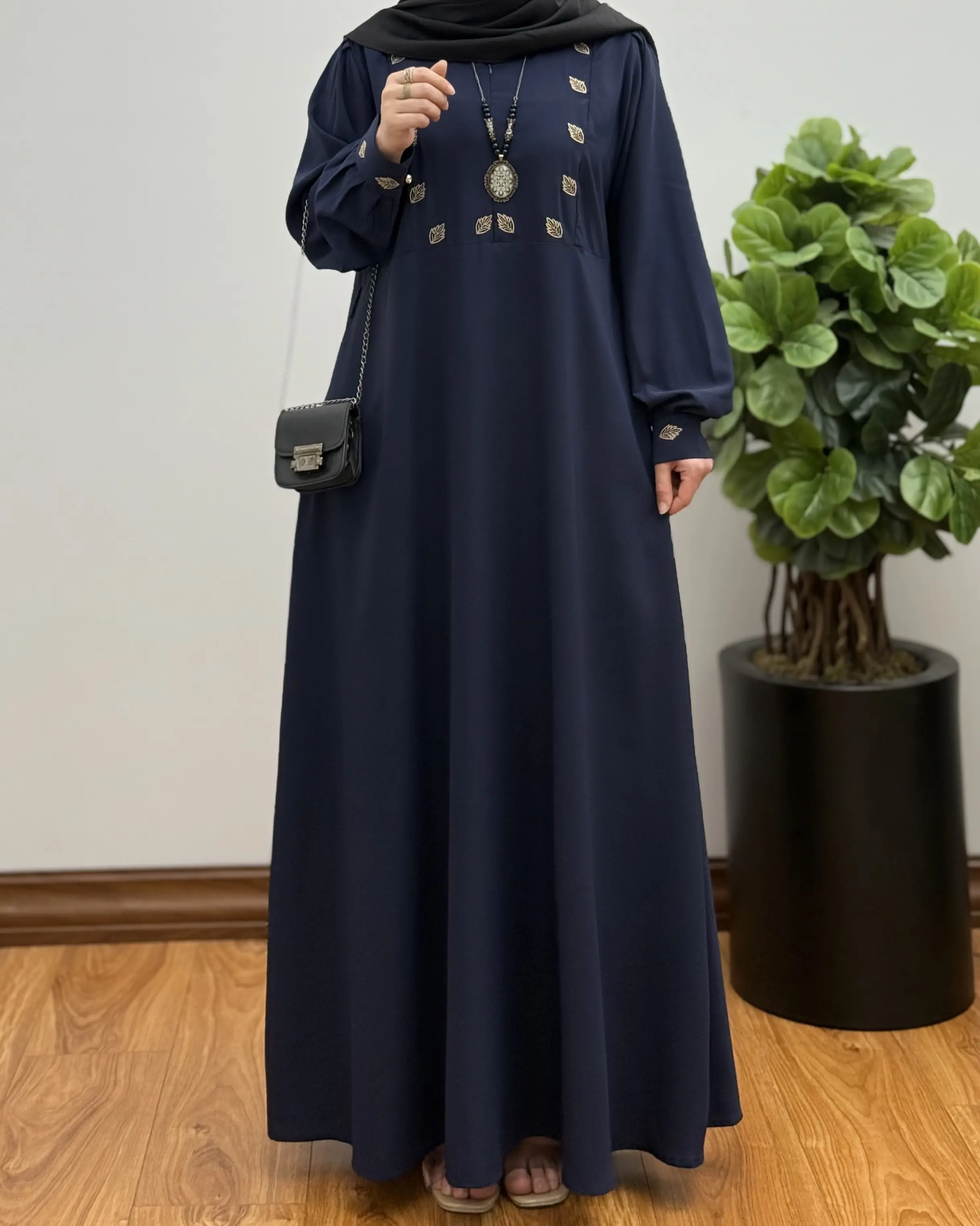 مانتو عبایی جلوبسته مجلسی و شیک